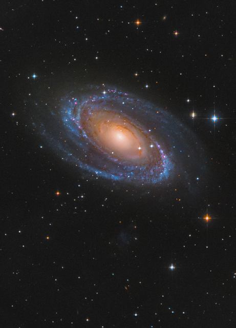 Galaxie M81 A - Bodeho galaxie - přívěsek 32x43 - 2