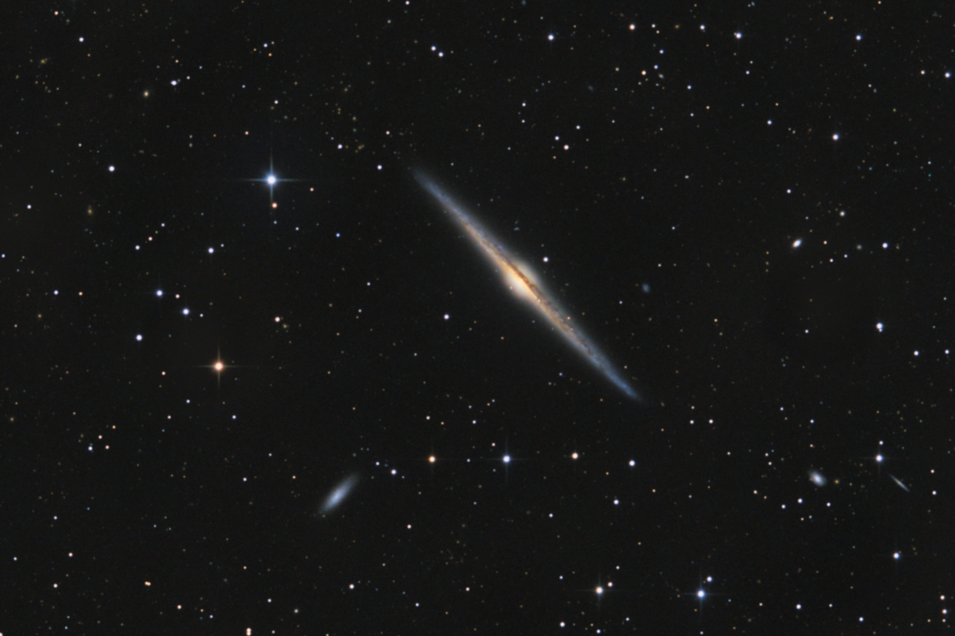 Galaxie Jehla (C38 nebo NGC4565)