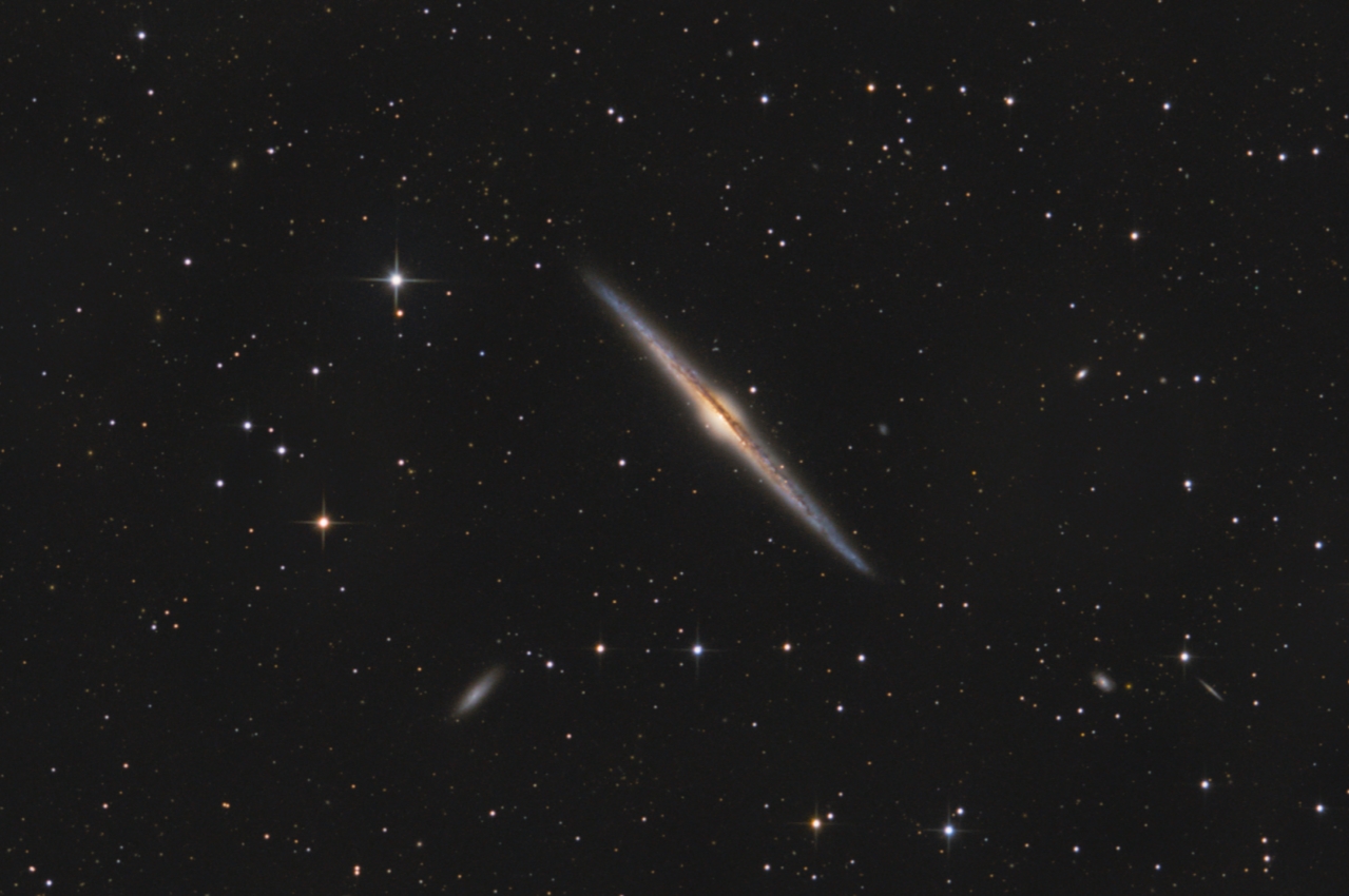 Galaxie Jehla (C38 nebo NGC4565)